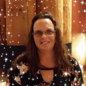 Meet your Posher, Anna fern